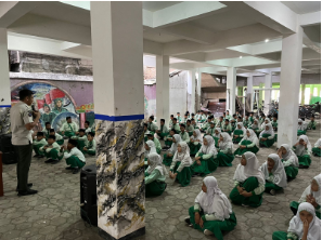 Sosialisasi dan Simulasi Mitigasi Bencana