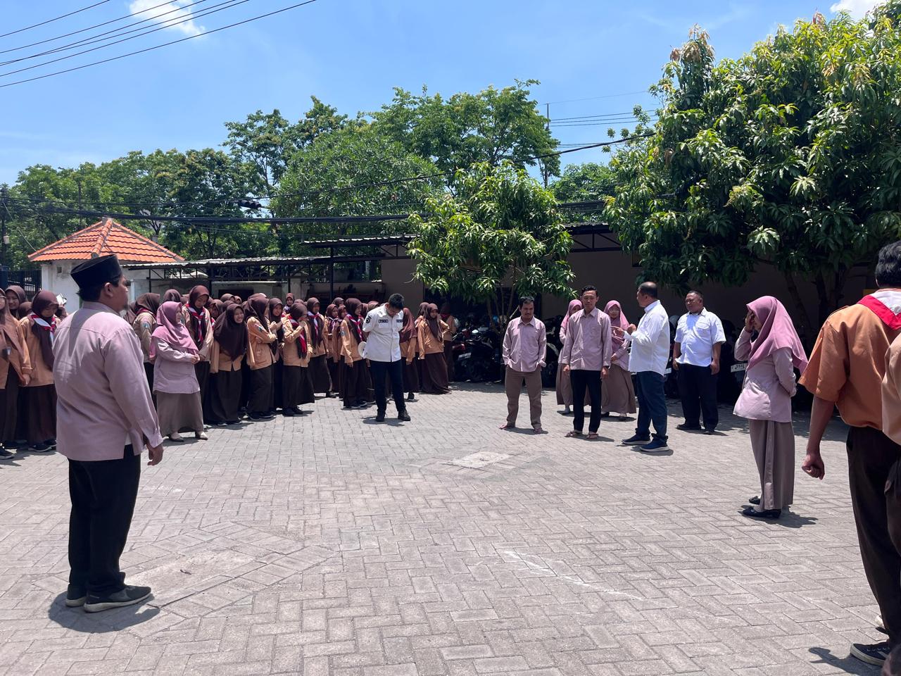 Sosialisasi dan Simulasi Mitigasi Bencana